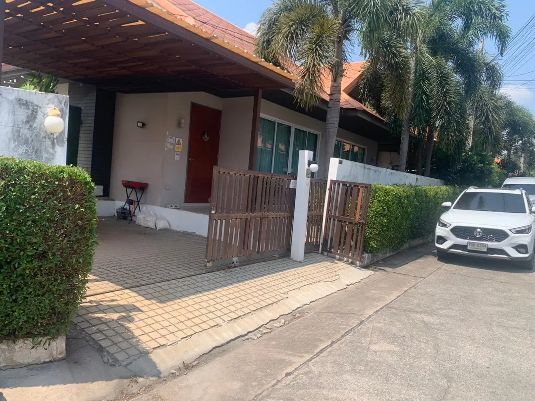 ที่จอดรถ M pool villa Jomtien