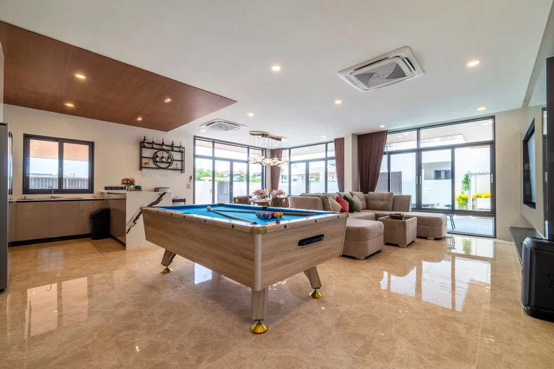 ภายใน Morning Sea pool Villa 2