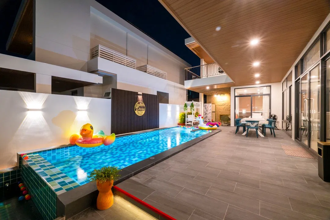 ภายนอก Morning Sea pool Villa 2