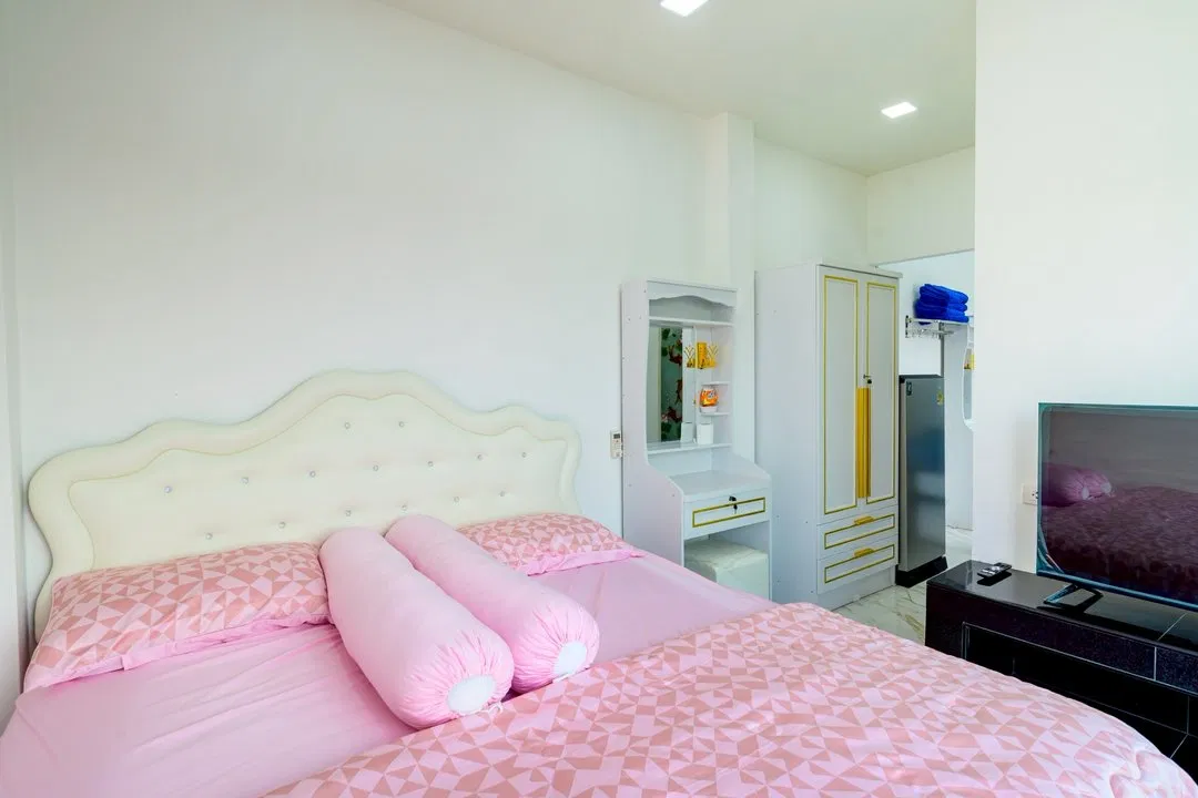 ห้องนอน J Pool Villa ห้วยใหญ่