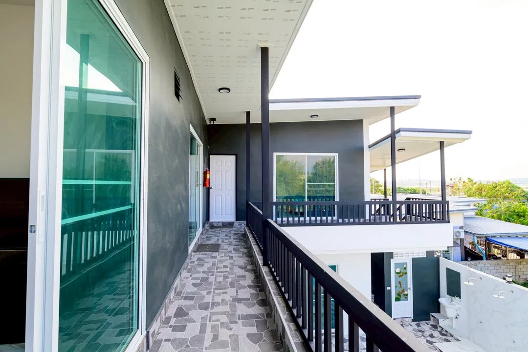 ภายนอก J Pool Villa ห้วยใหญ่