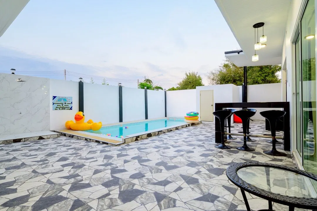 ภายนอก J Pool Villa ห้วยใหญ่