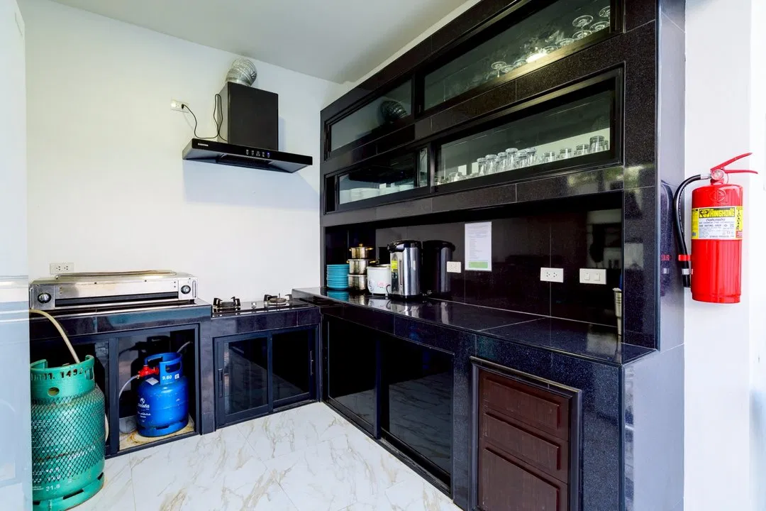 ครัว J Pool Villa ห้วยใหญ่