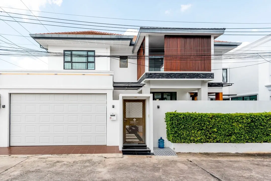 ที่จอดรถ Exquisite poolvilla B
