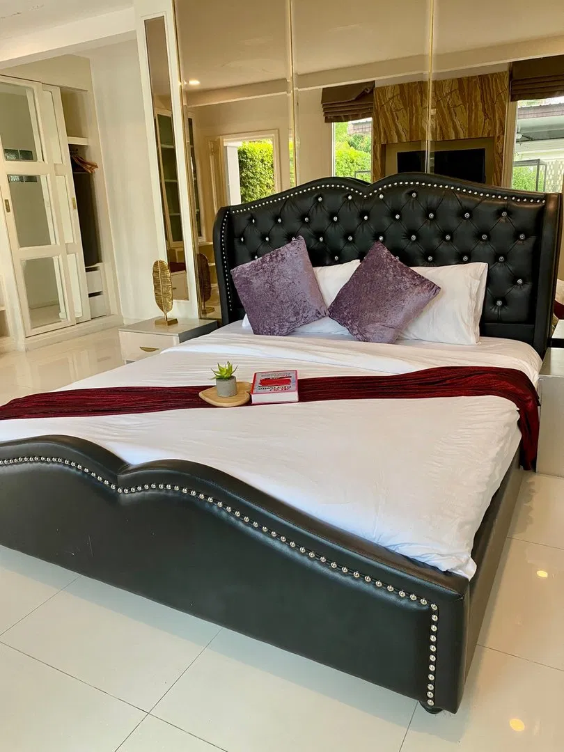 ห้องนอน Exquisite poolvilla C