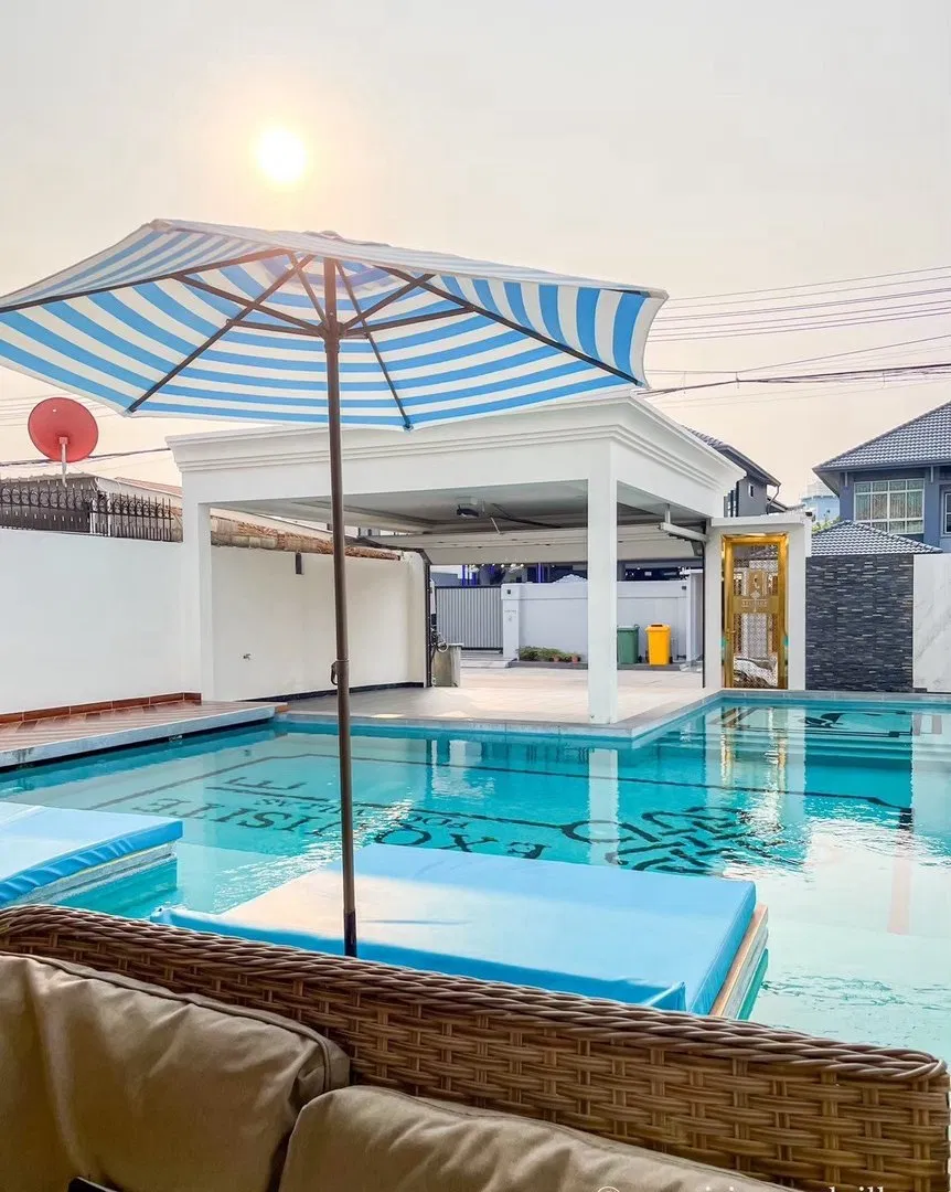 ภายนอก Exquisite poolvilla J