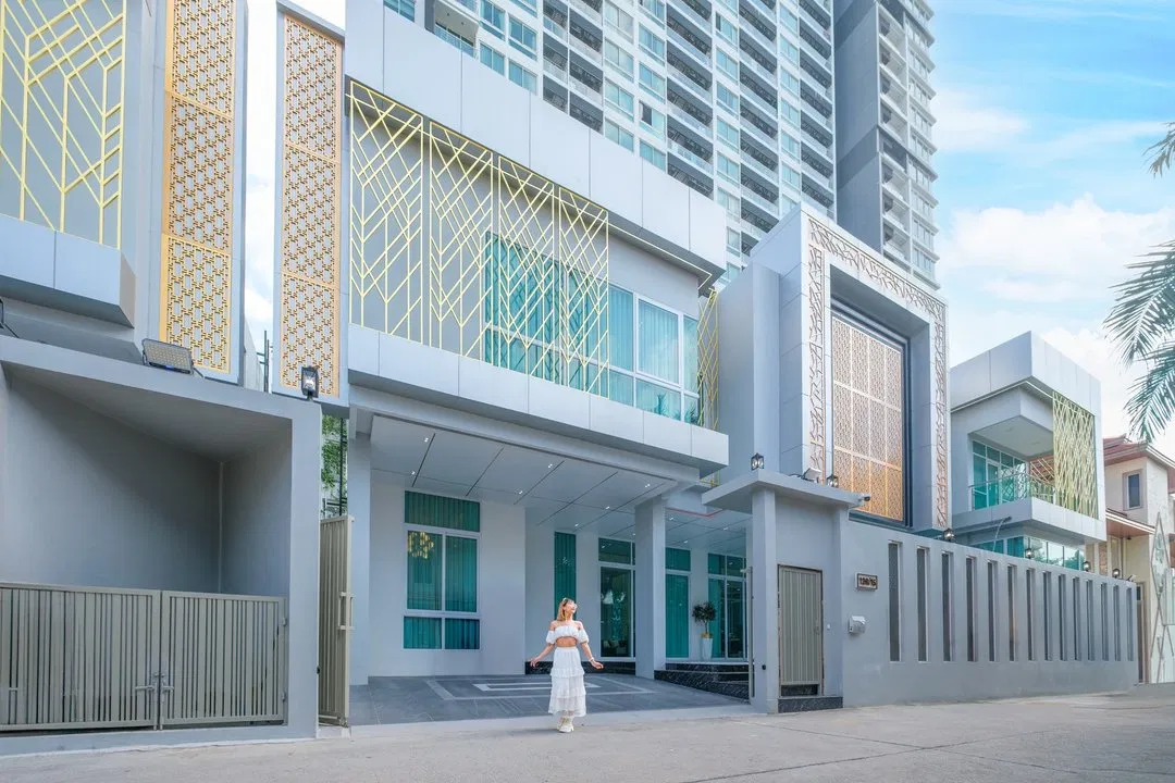 ที่จอดรถ IP ON HOME 15