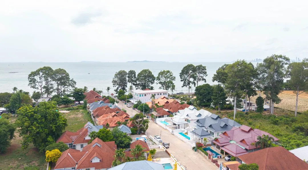ภายนอก Chid talay poolvilla