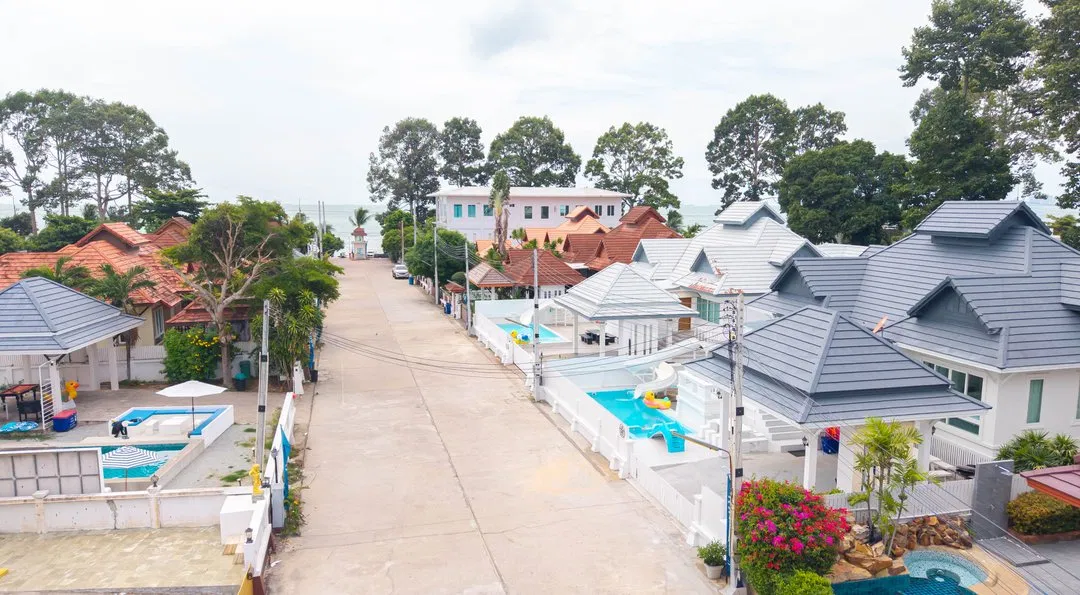 ภายนอก Chid talay poolvilla