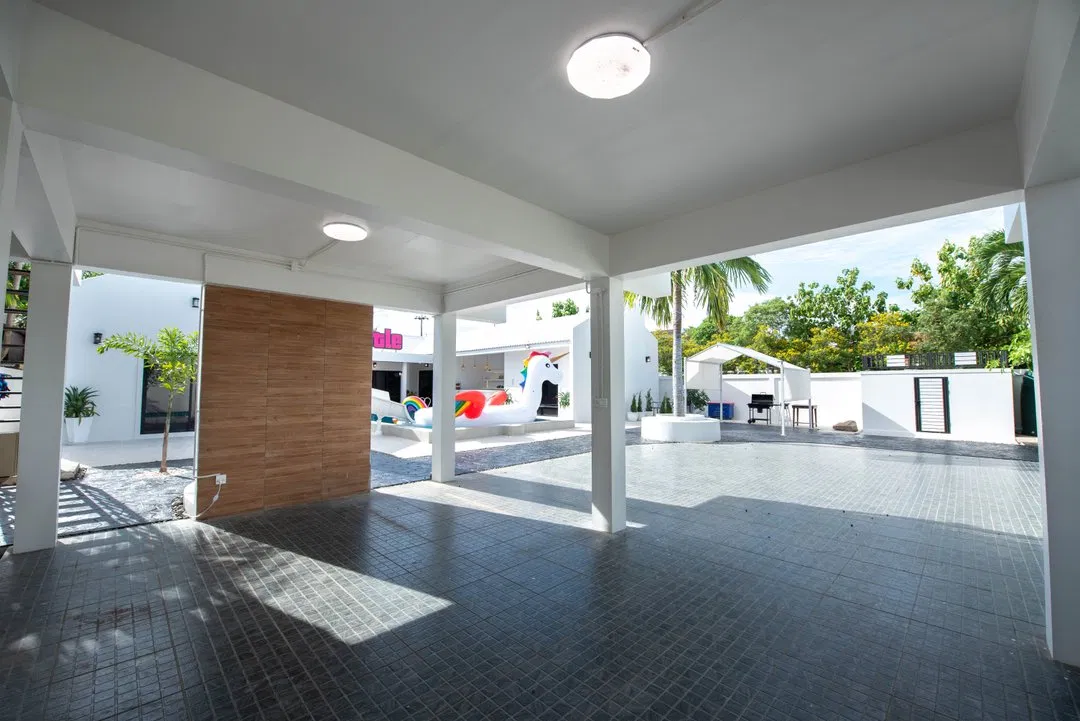 ที่จอดรถ Seattle Pool Villa Pattaya