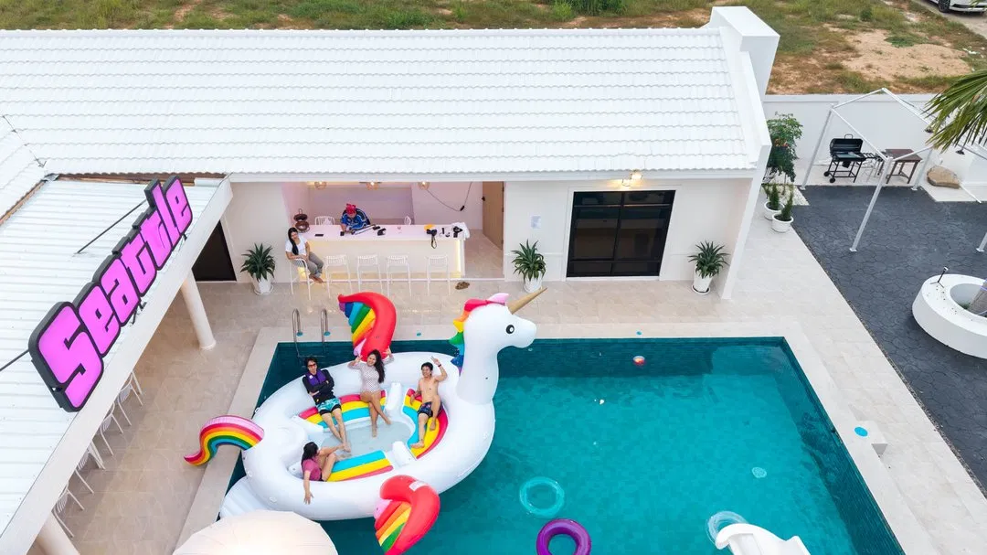 ภายนอก Seattle Pool Villa Pattaya