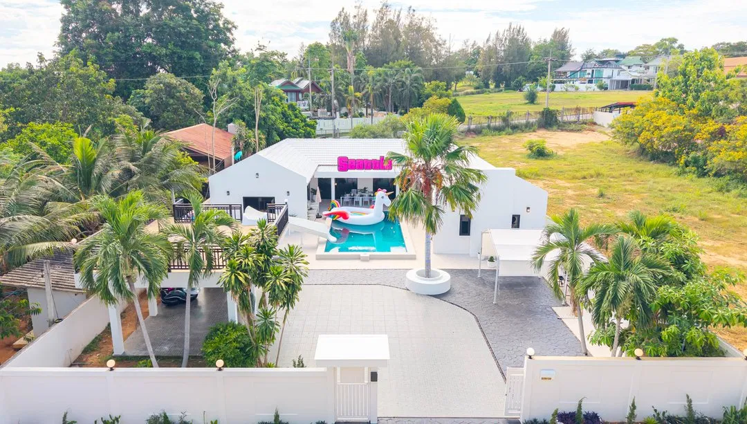 ภายนอก Seattle Pool Villa Pattaya