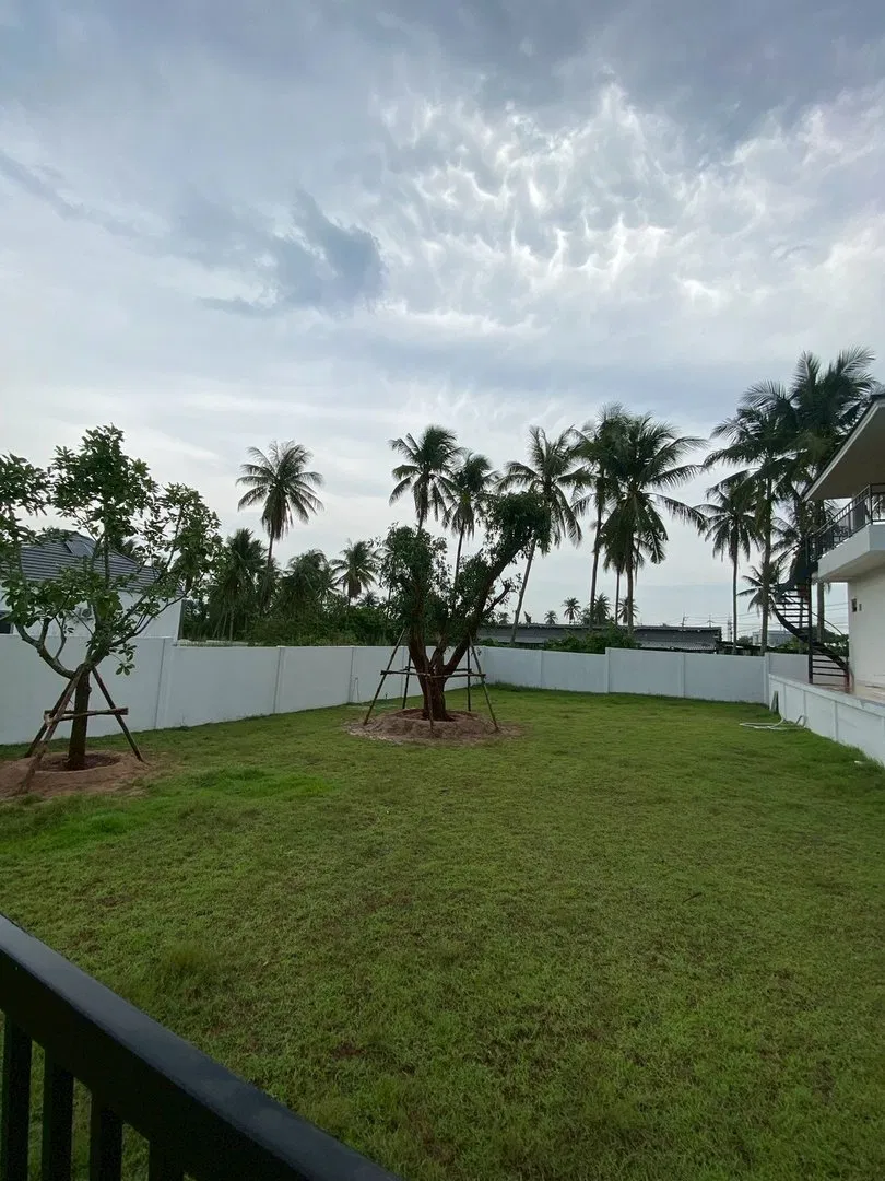 ภายนอก Pool&Play Pool Villa ศรีราชา