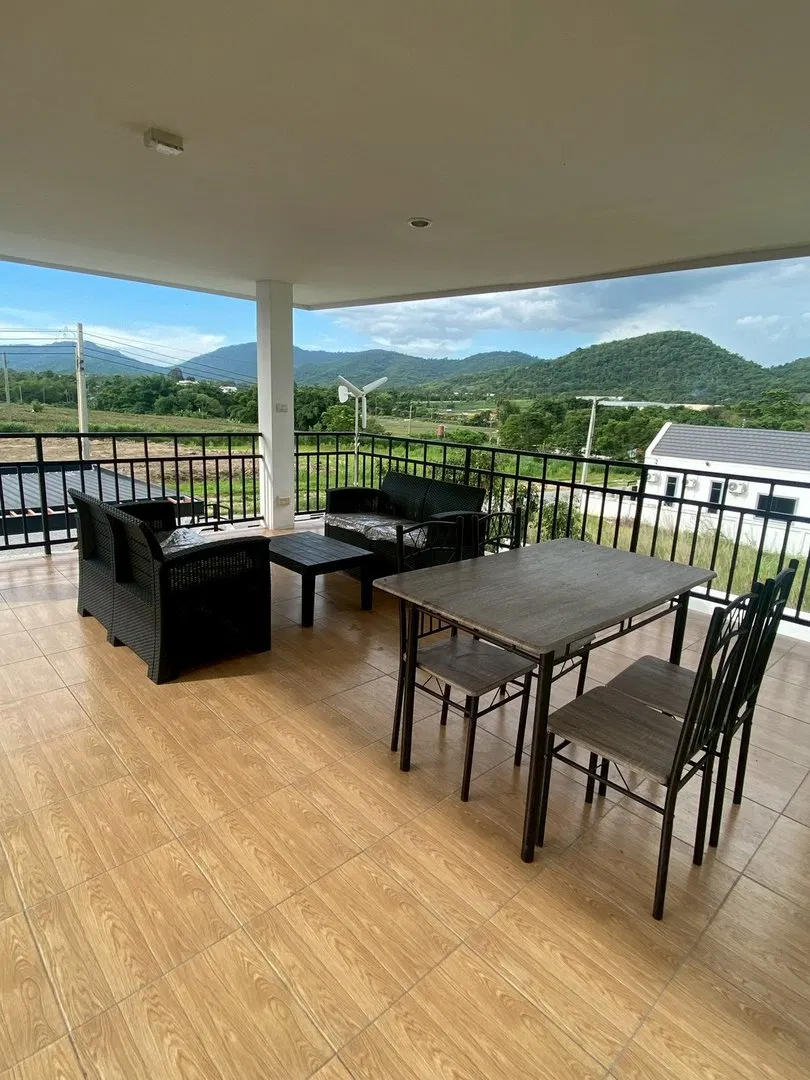 ภายนอก Pool&Play Pool Villa ศรีราชา