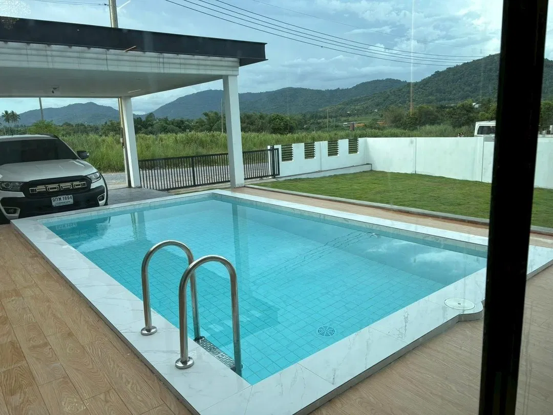 ภายนอก Pool&Play Pool Villa ศรีราชา