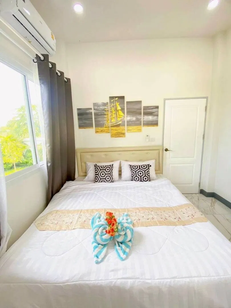 ห้องนอน Friendly Pool Villa
