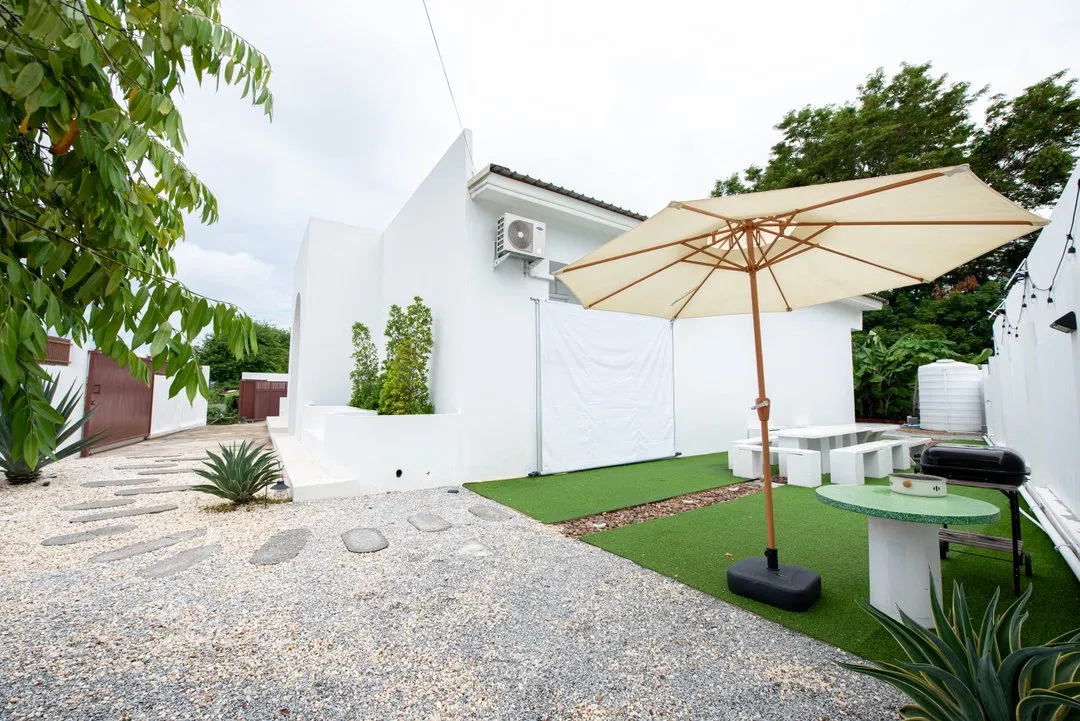 ภายนอก Peace Villa pattaya