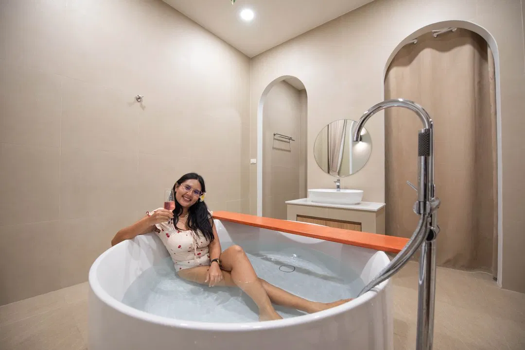 ห้องน้ำ Peace Villa pattaya