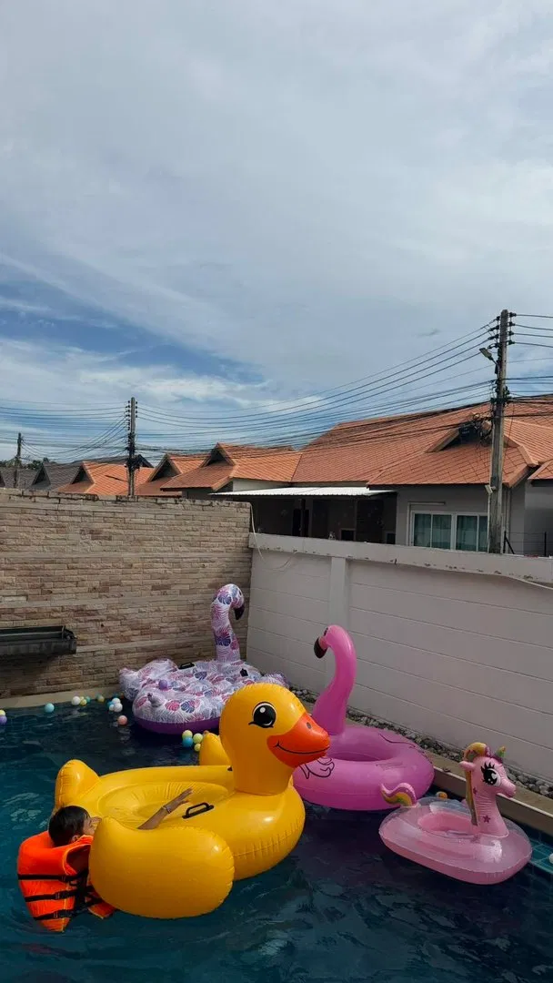 รูปจากลูกค้า M2 pool villa Jomtien