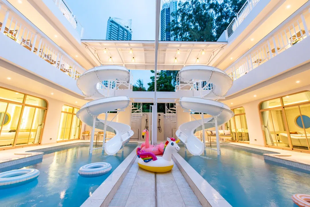 ภายนอก Paco Villa Twin