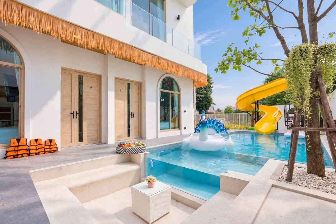 ภายนอก Bali Hai pool villa