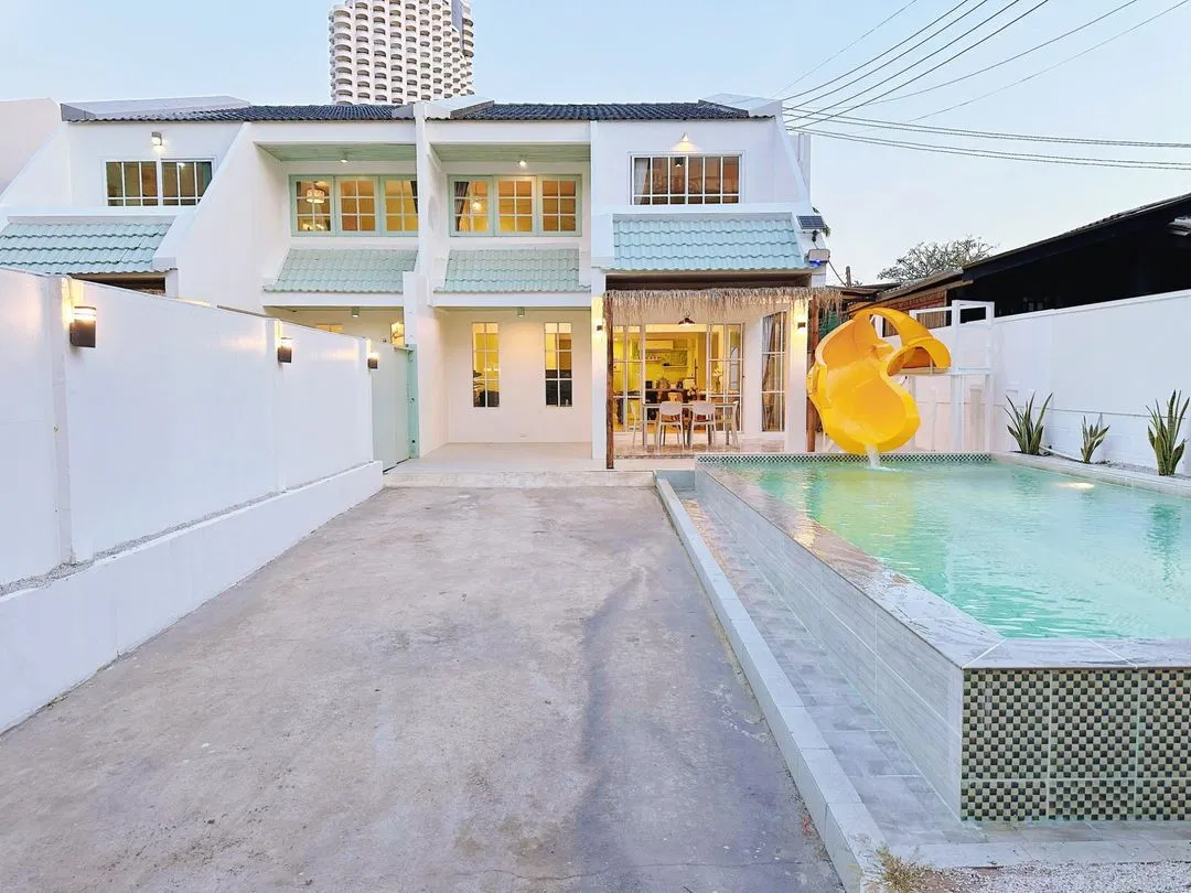 ภายนอก Beam beach 1