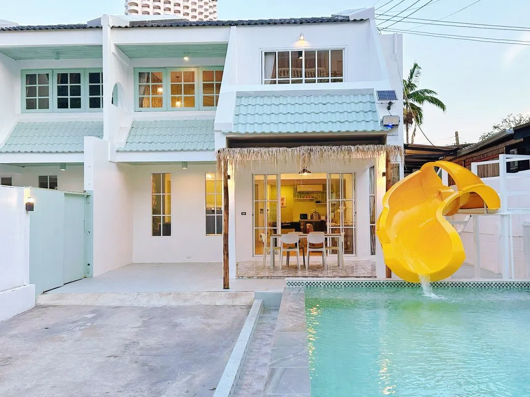 ภายนอก Beam beach 1