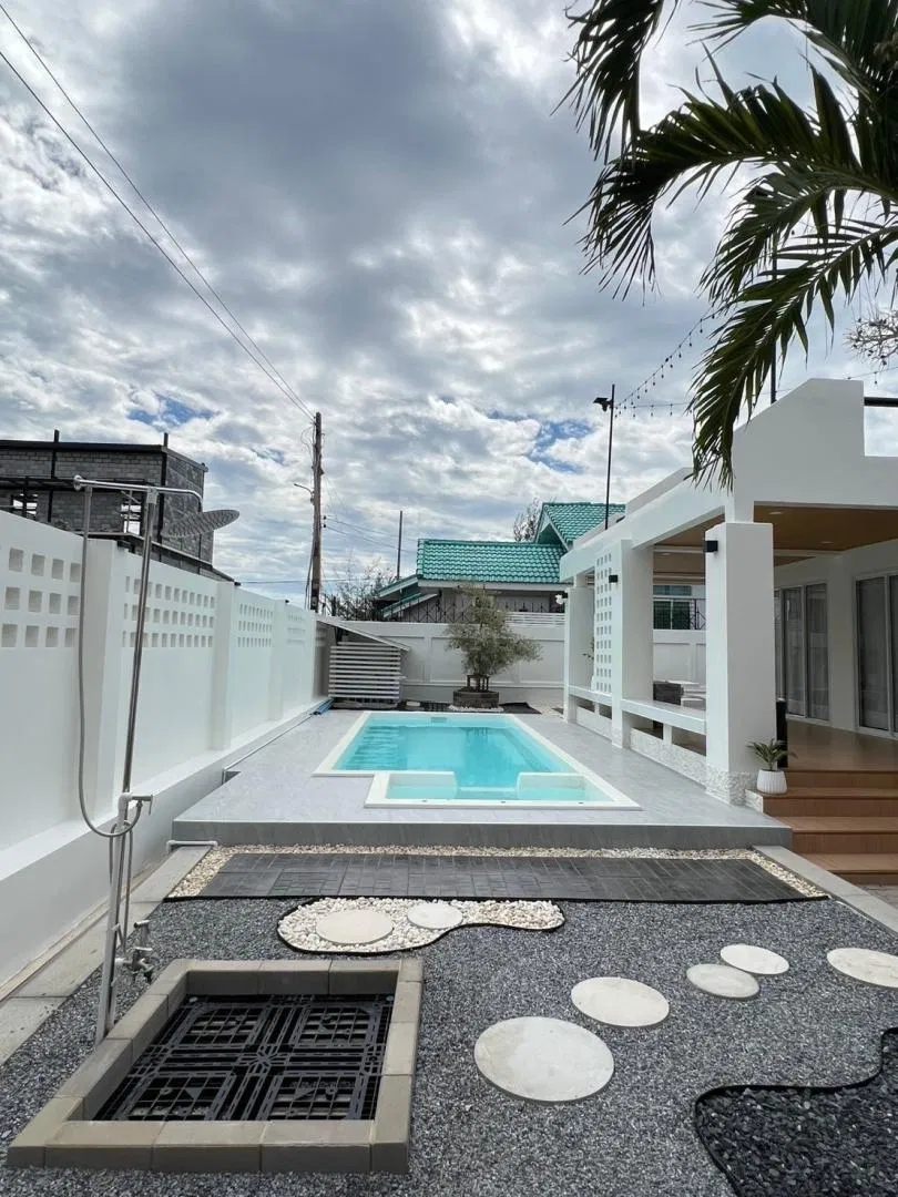 ภายนอก บ้านแสงจันทร์พูลวิลล่าระยอง - saengchan pool villa rayong