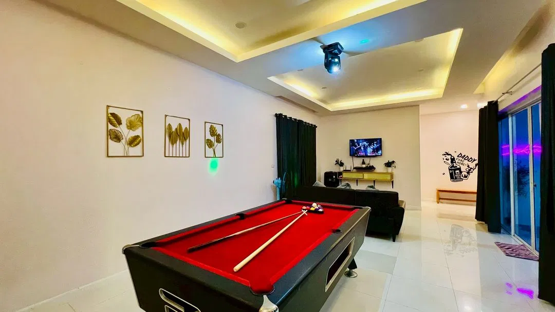 ภายใน Cocktail House