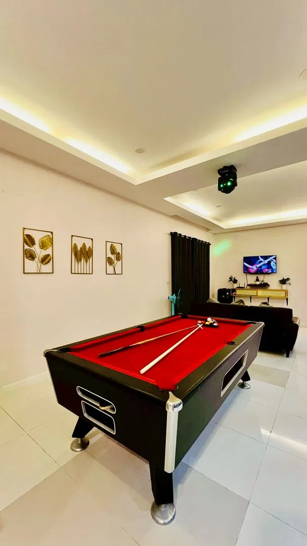 ภายใน Cocktail House