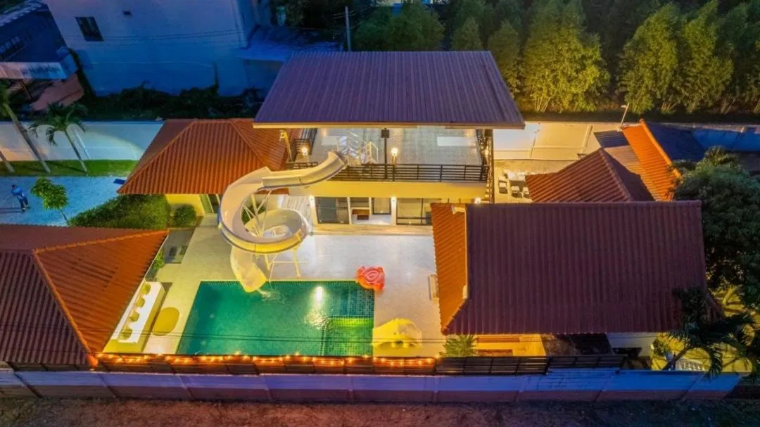 ภายนอก Alisa Garden&Pool