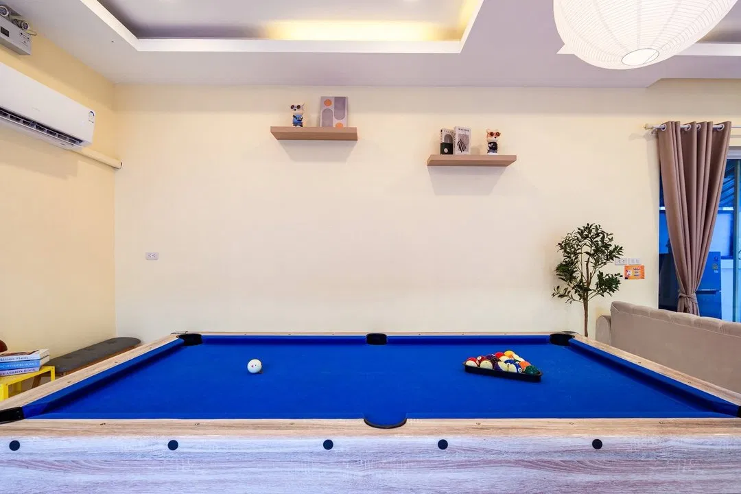 ภายใน Scarlet Poolvilla
