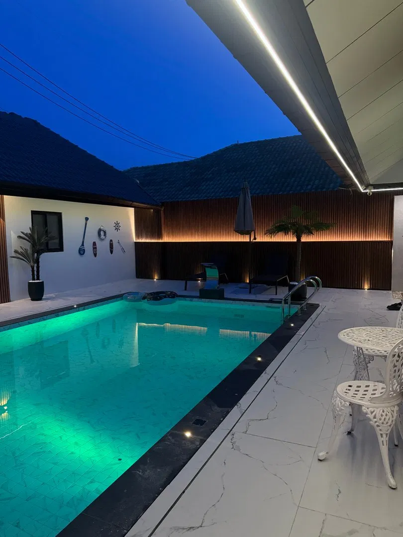 ภายนอก Bali Tropicana