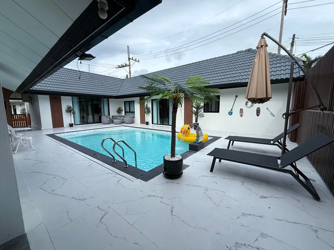 ภายนอก Bali Tropicana