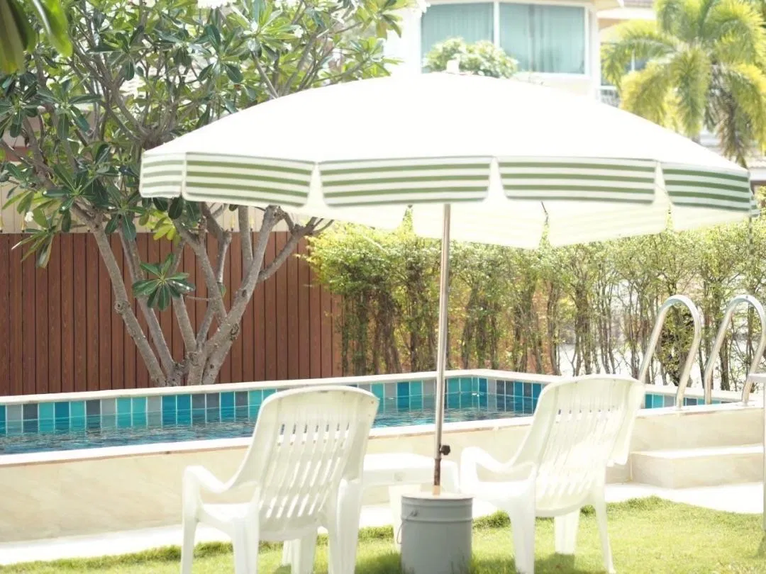 ภายนอก Ty Holiday #235
