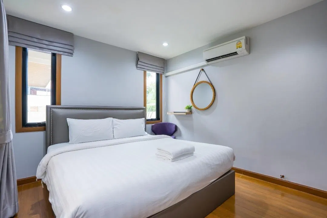 ห้องนอน Lynn Pool Villa