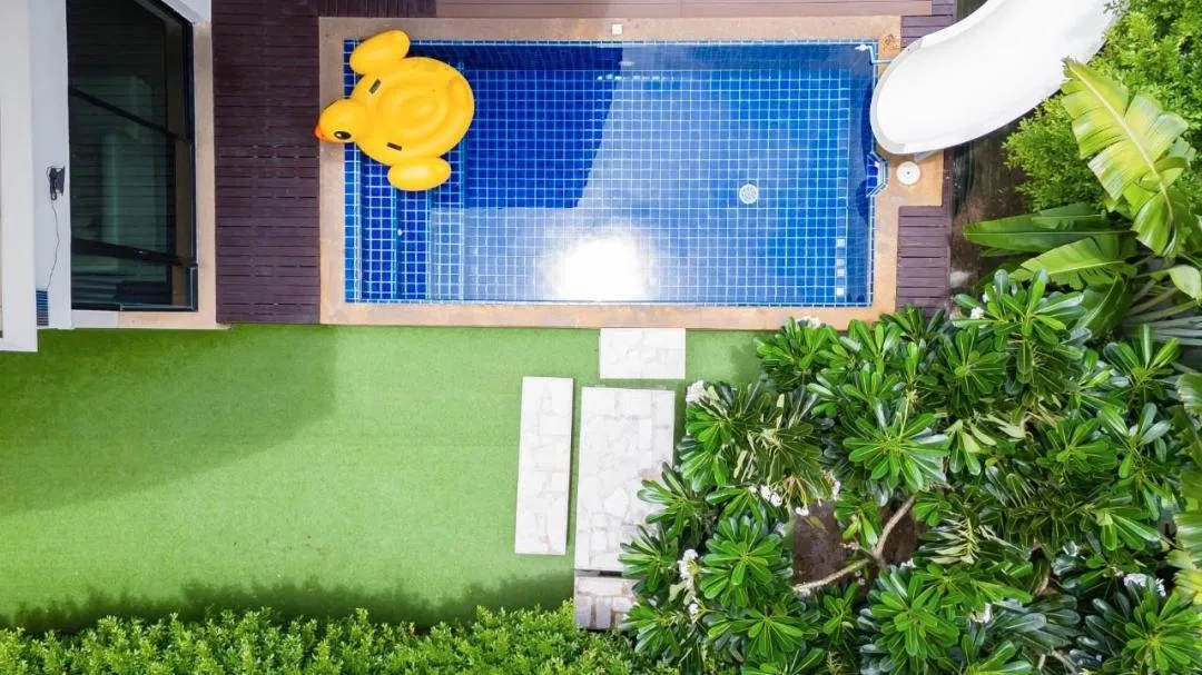 ภายนอก Lynn Pool Villa