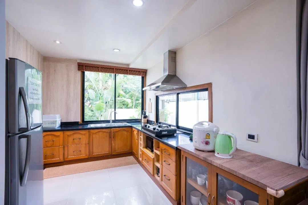 ครัว Lynn Pool Villa