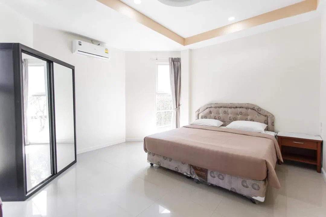 ห้องนอน Ty Holiday #232