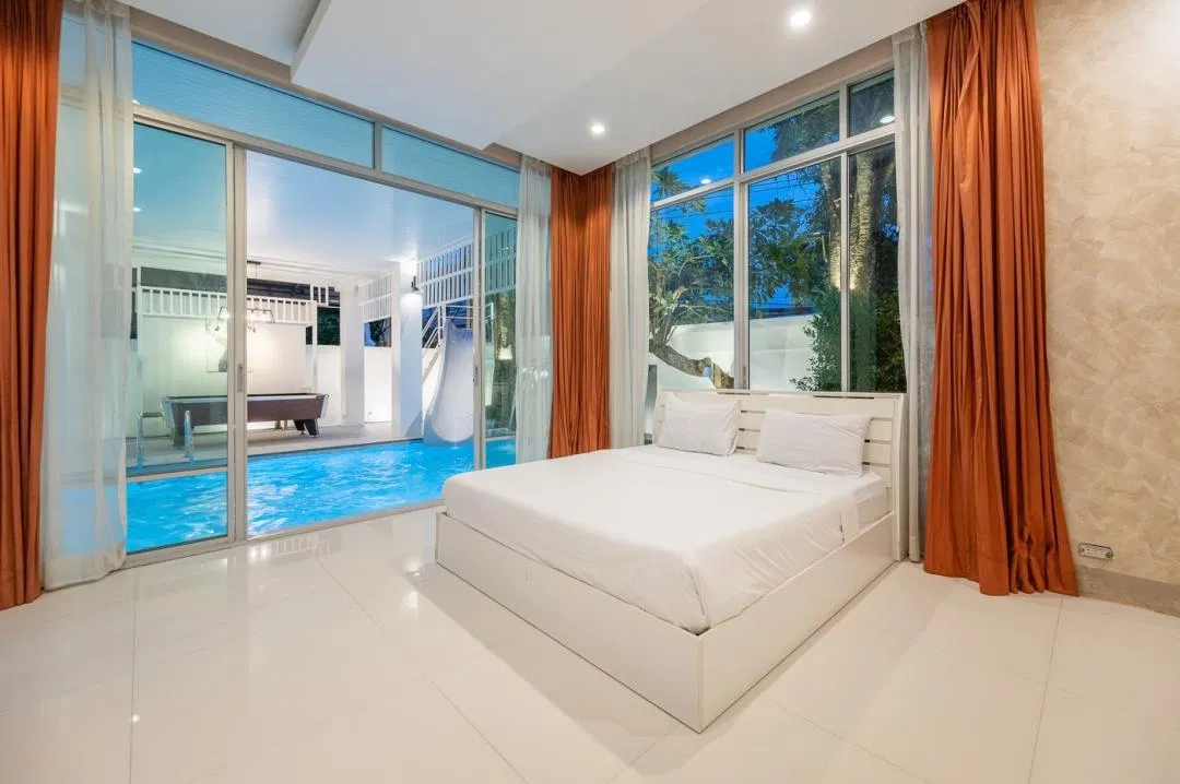 ห้องนอน Magenta Grand