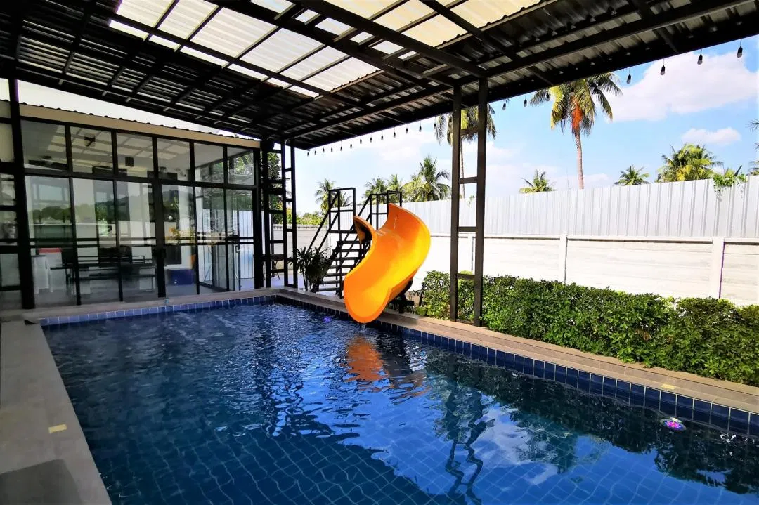ภายนอก good house