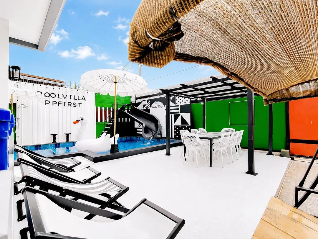 ภายนอก PP First Poolvilla