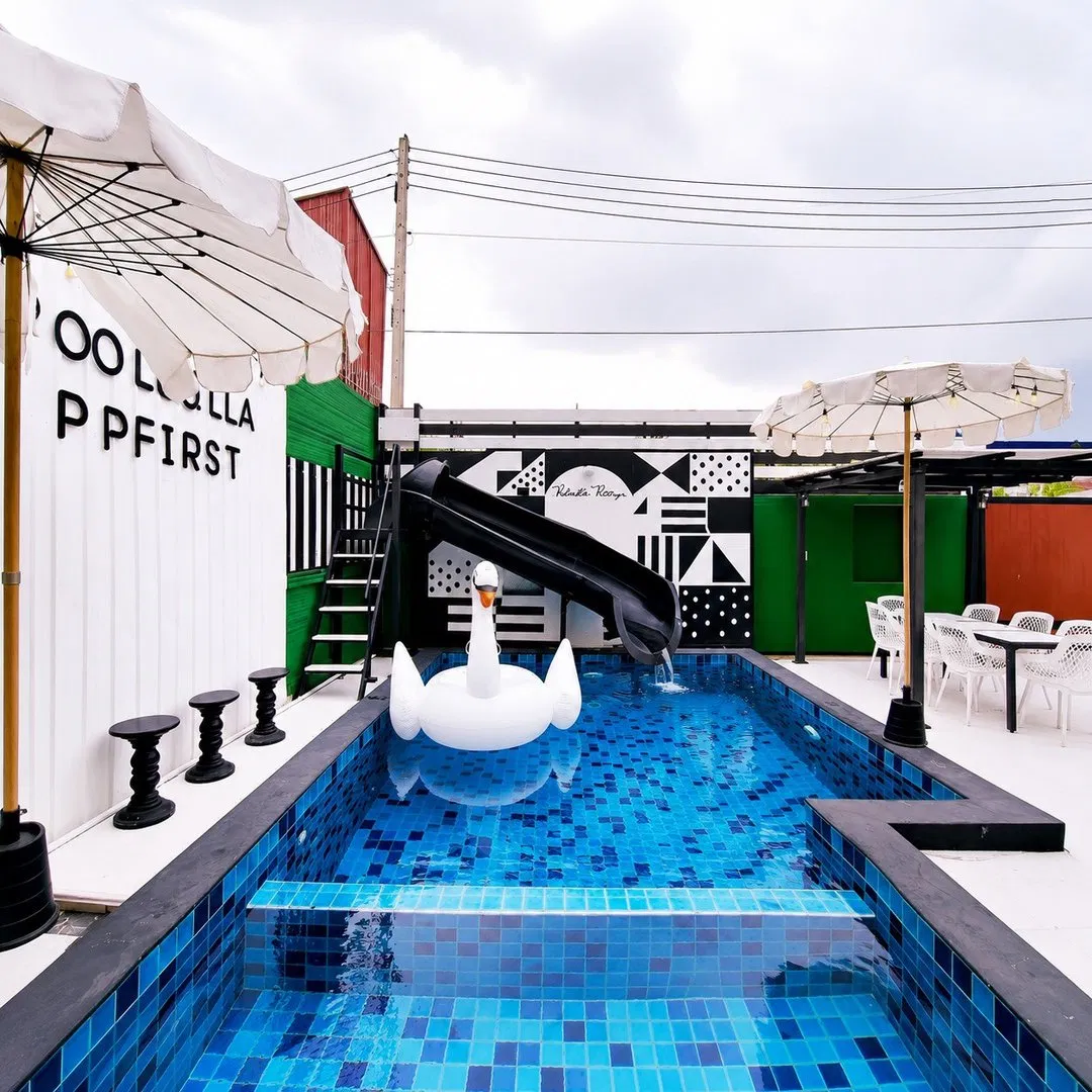 ภายนอก PP First Poolvilla