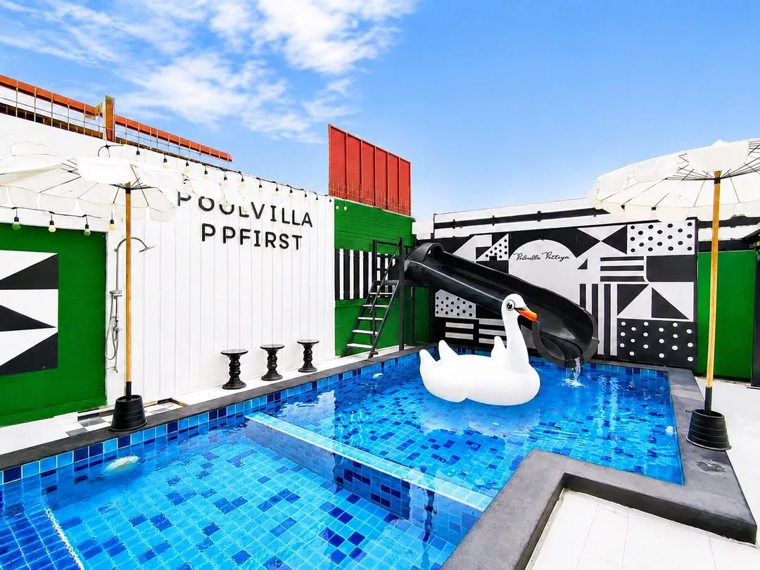 ภายนอก PP First Poolvilla