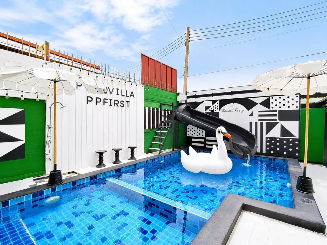 ภายนอก PP First Poolvilla