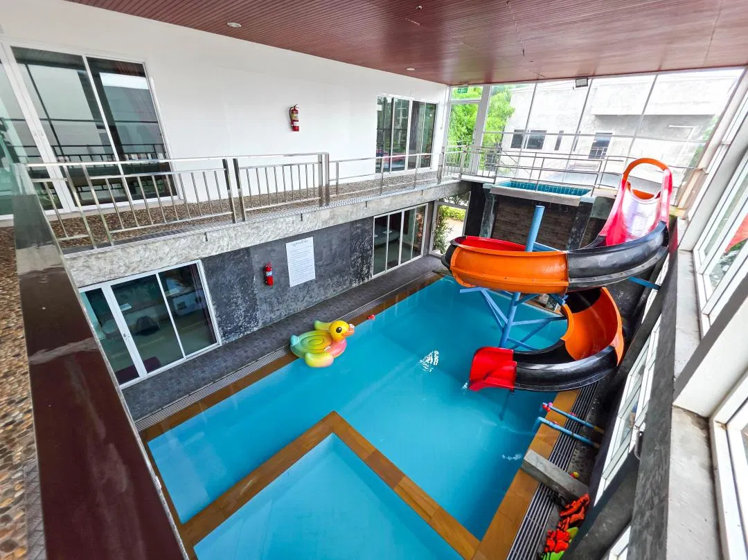 ภายใน Glass House A6