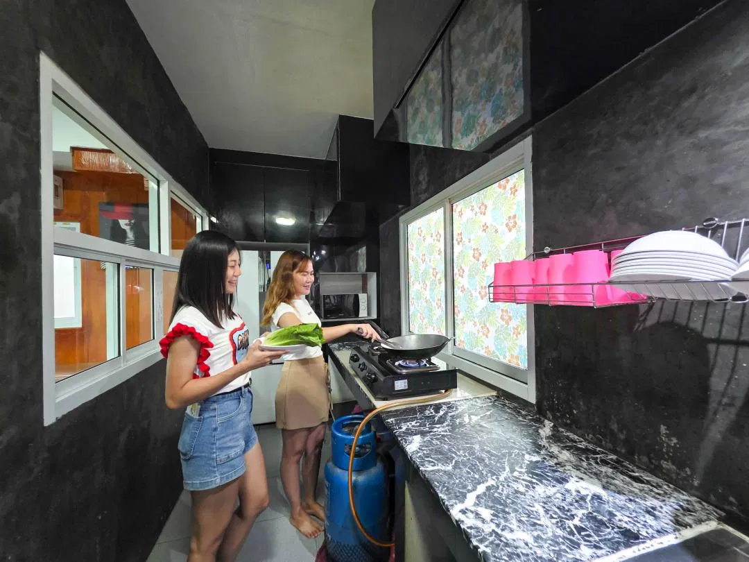 ครัว Glass House A6