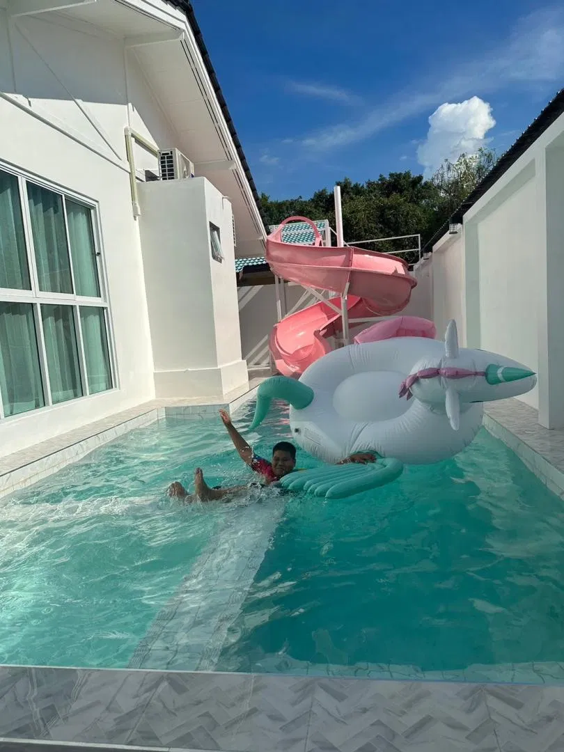 รูปจากลูกค้า Mermaid จอมเทียน