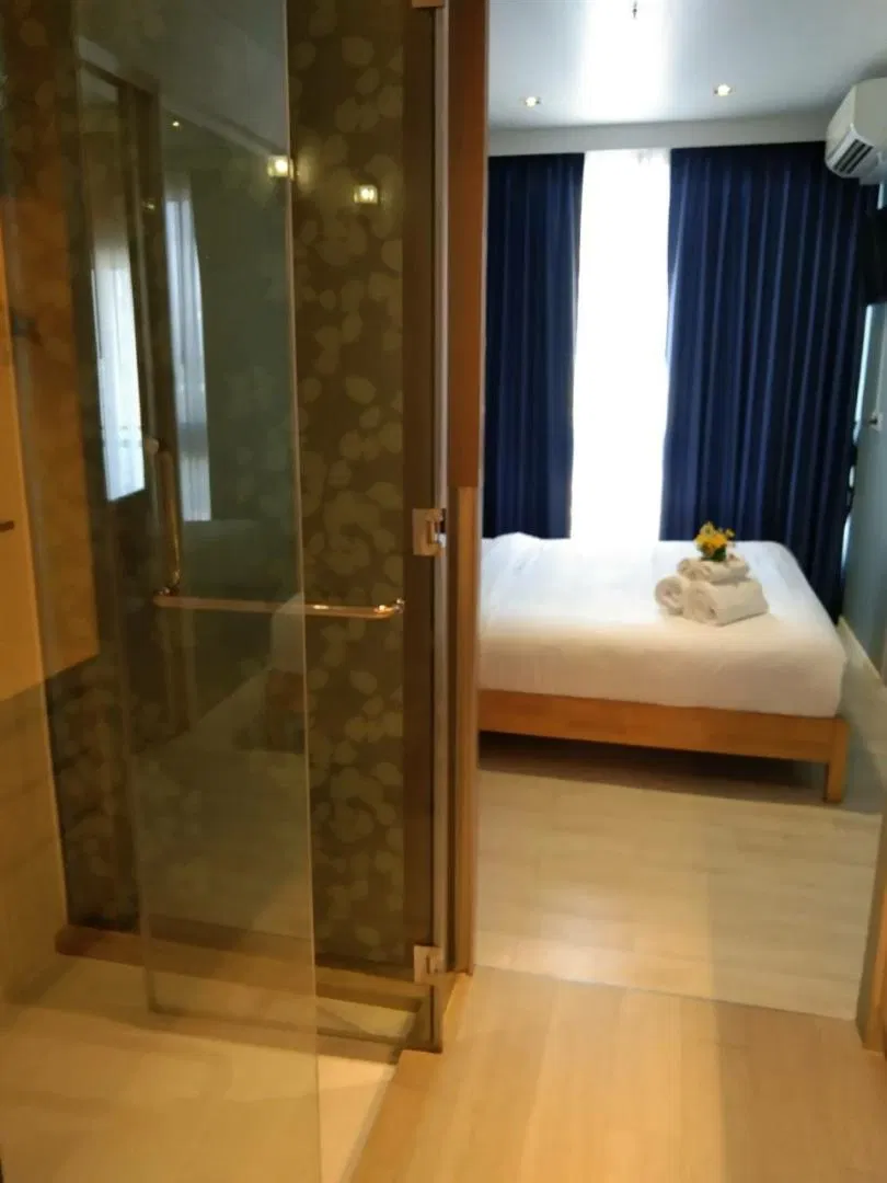 ภายใน Veranda 1808