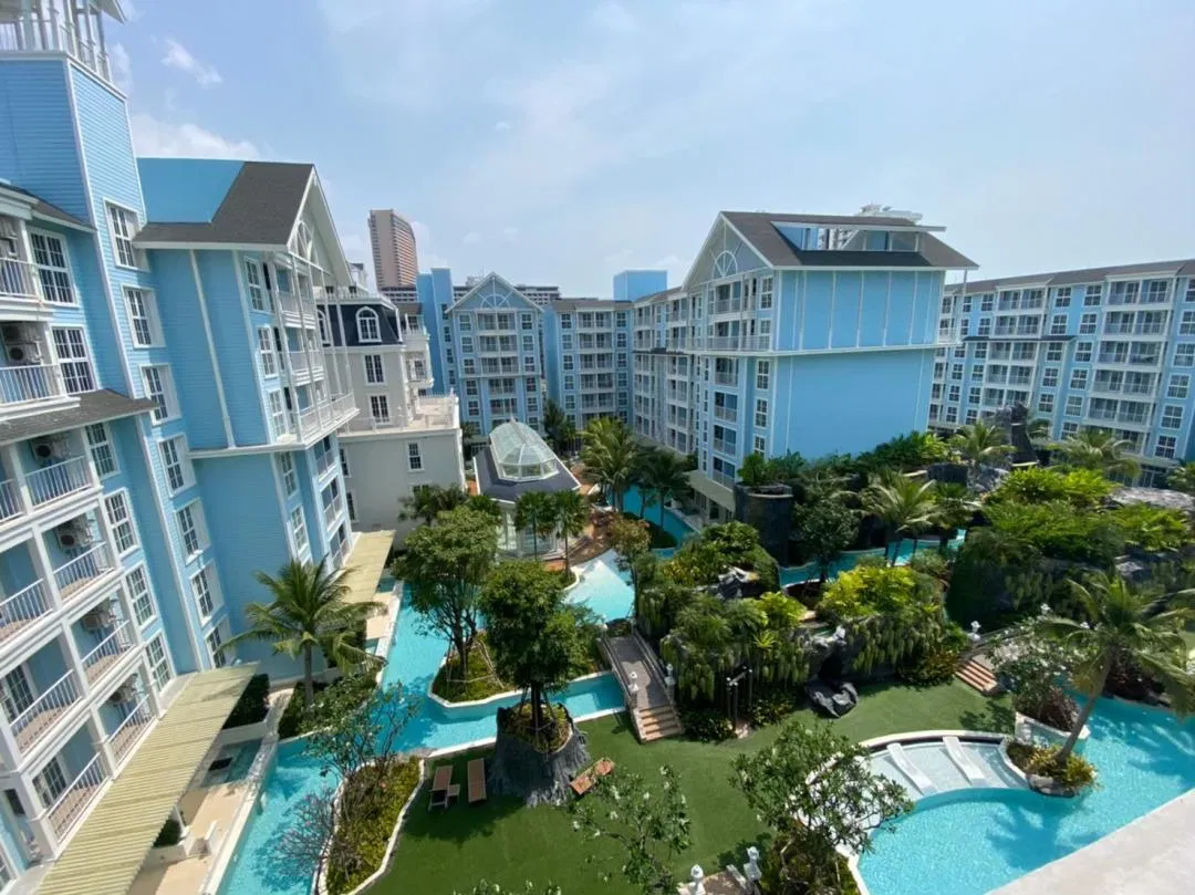 ภายนอก Grand Florida G602